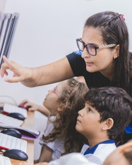 Nossos funcionários e professores em ação... - Foto 1191